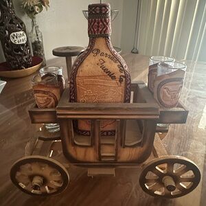Wooden Wagon Tequila Set with Glasses